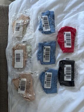 Victoria's Secret Seamless Thong Panty Set in Blue, Nude, Red, Black Size Large